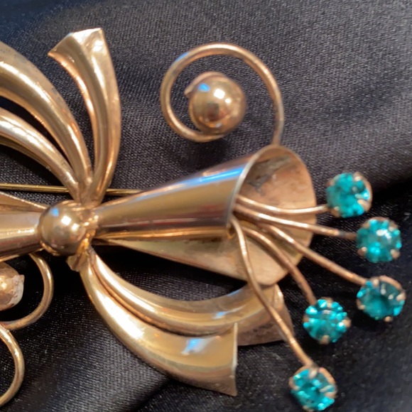 Vintage Sterling vermeil brooch with rhinestones - Picture 2 of 7